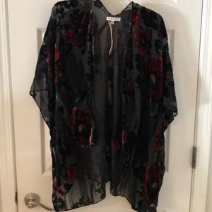 Brand new! Never Worn! Beautiful top!